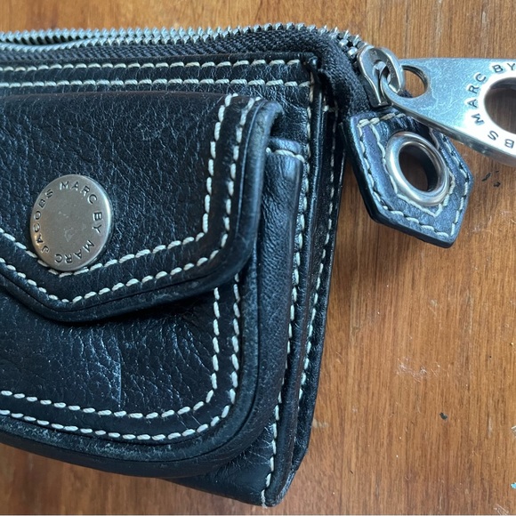 Marc Jacobs Black Leather Wallet - Picture 6 of 7